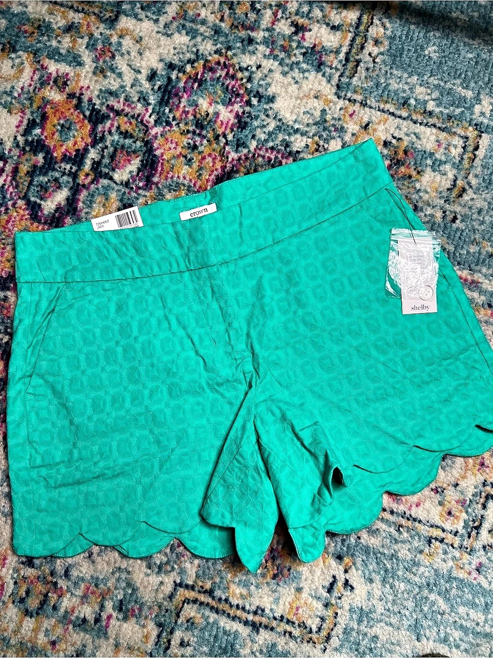 Crown & Ivy Scalloped Shelby Shorts Green Size 4 NWT